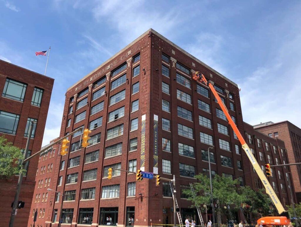 Southwest Companies completing caulking and tuckpointing for Cleveland’s Bridgeview Historical Apartments.